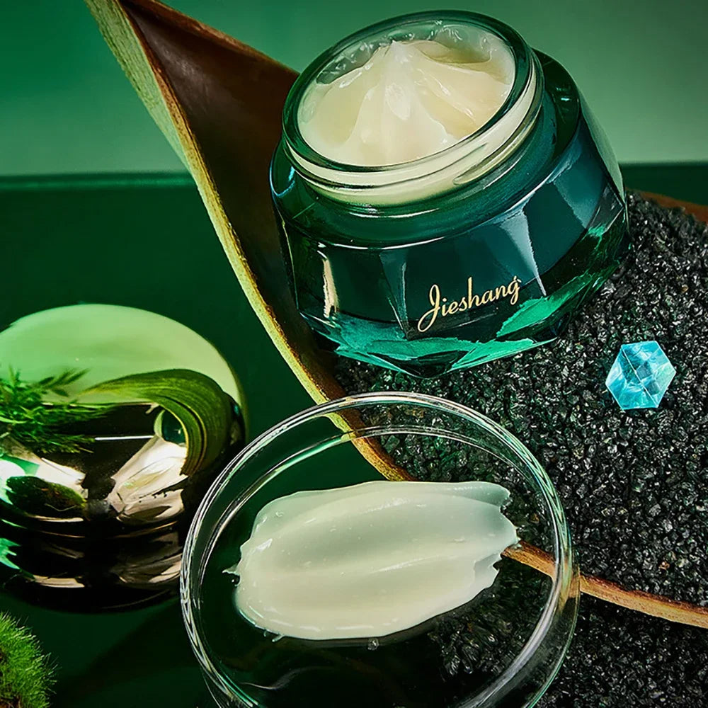 Ooumeilian Phoenix Revival Grass Eye Cream